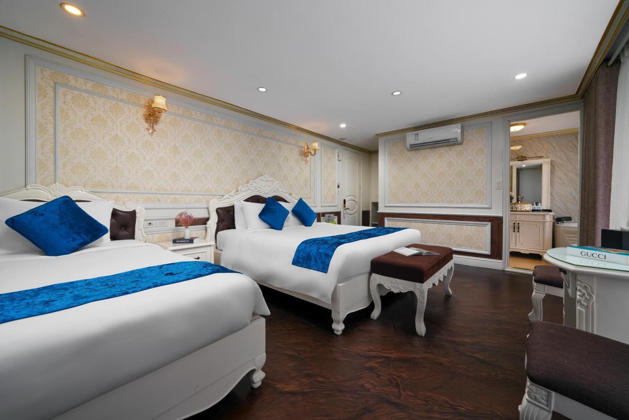 فندق Halong Aquamarine Royal Cruise ها لونغ المظهر الخارجي الصورة