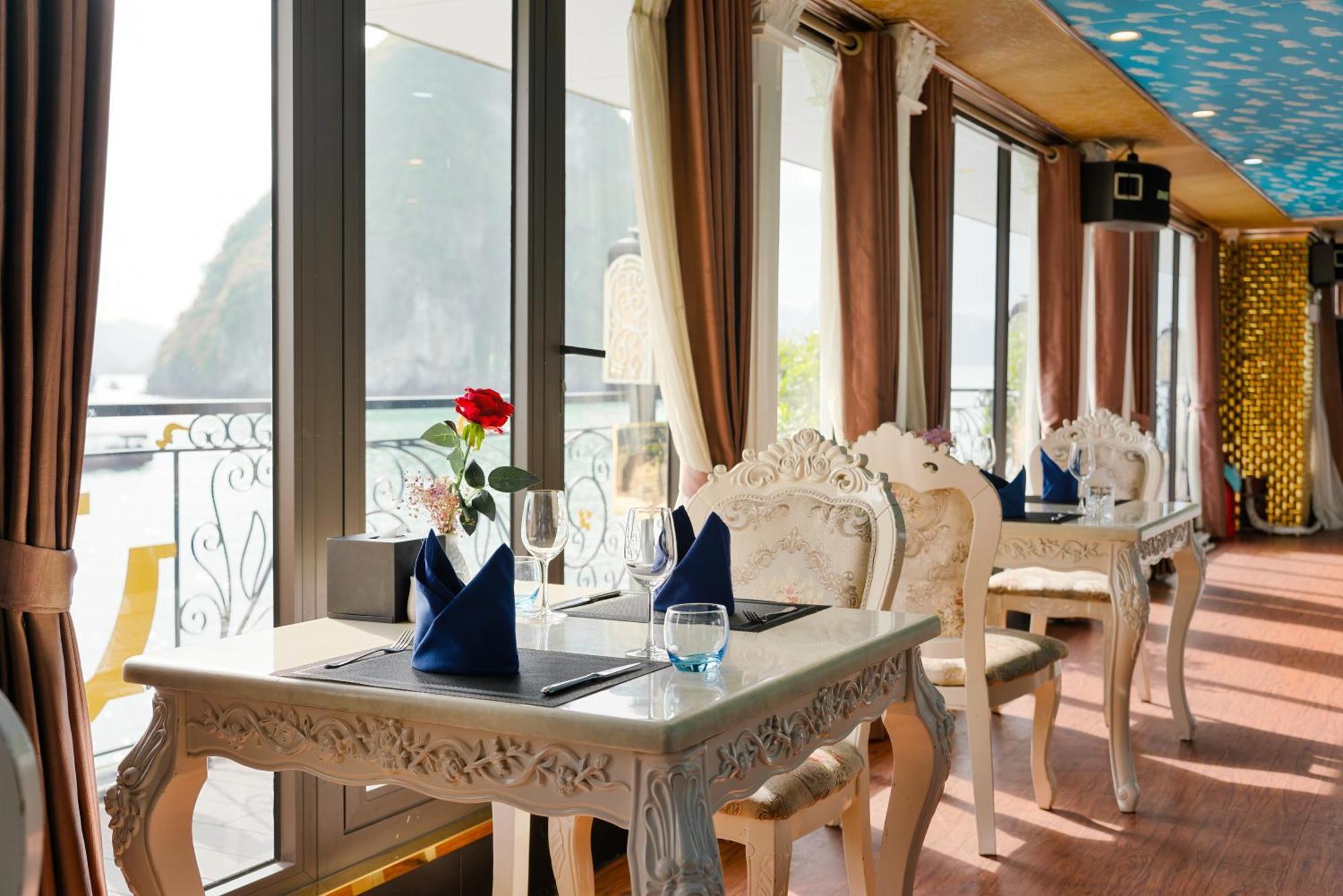 فندق Halong Aquamarine Royal Cruise ها لونغ المظهر الخارجي الصورة
